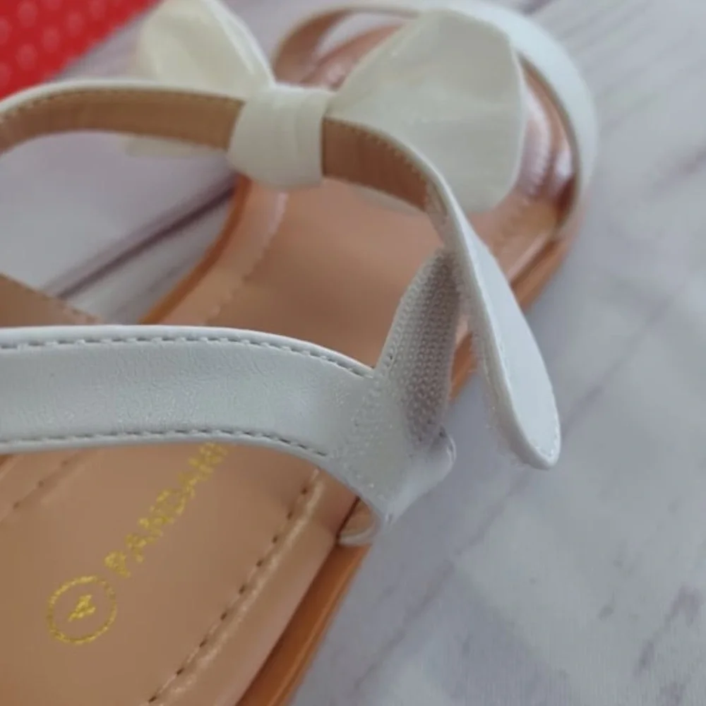 PANDANINJA Ella Girls Size 4 White Bow Dressy Neutral Spring Summer Sandal Shoes